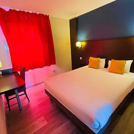 Hotel Restaurant Kyriad Direct Nord - Zenith - Toison D'or 2*
