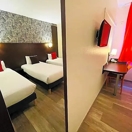 Restaurant Kyriad Direct Nord - Zenith - Toison D'or Hotel