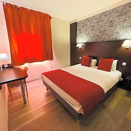 Hotel Restaurant Kyriad Direct Nord - Zenith - Toison D'or 2*